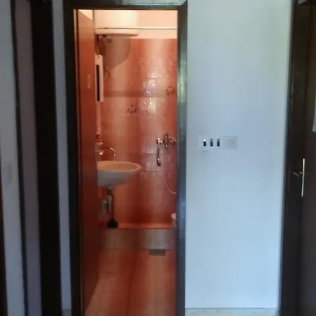 Luka Dubrava 13632a Apartment